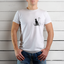 Mockup t-shirt unisex cane e gatto - indossata
